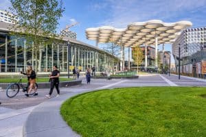 Prachtige locatie aan het Stationsplein