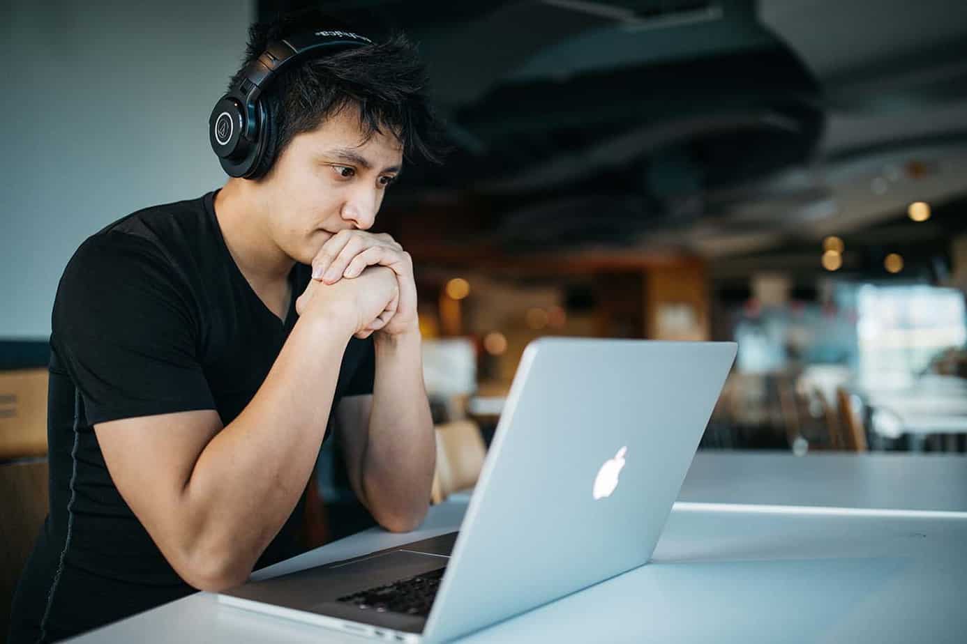 Zijn alle trainingen uit het aanbod online te volgen?