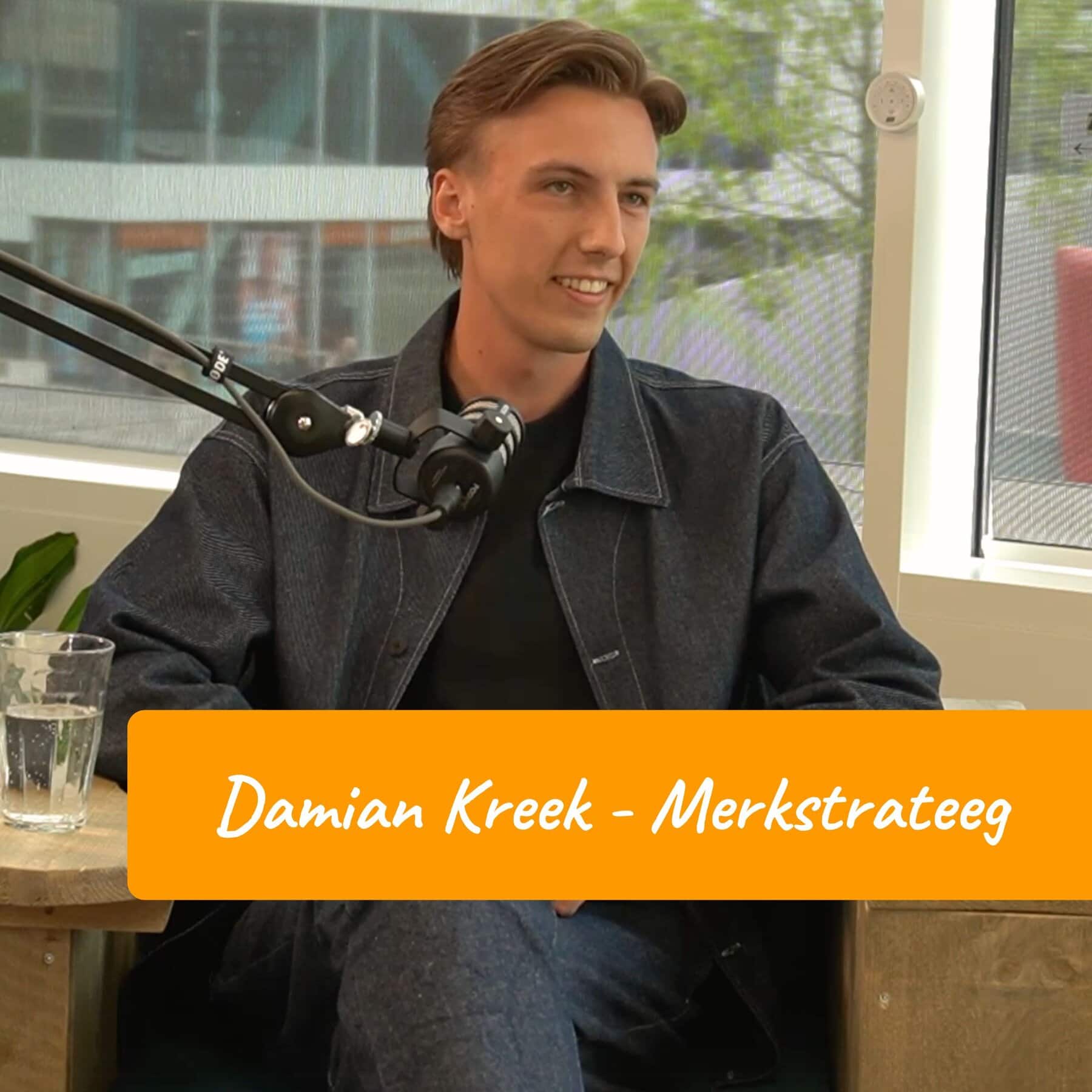 Aflevering 2: Afl. 21: Customer journeys anno nu: waarom data alleen niet genoeg is 