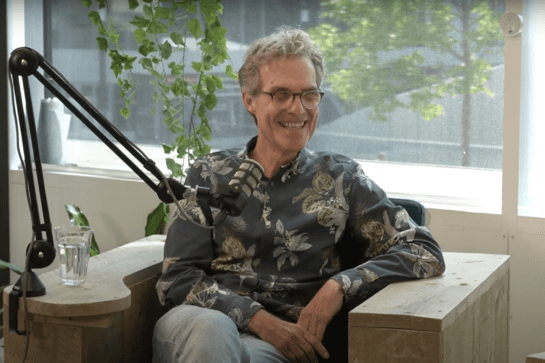Podcast Aflevering 24 | Hoe maak je echt verschil met storytelling online?
