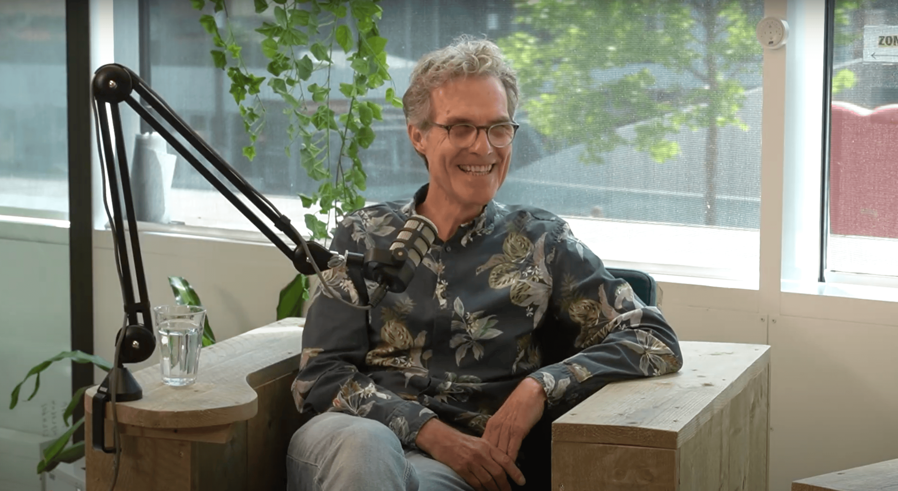 Podcast Aflevering 24 | Hoe maak je echt verschil met storytelling online?