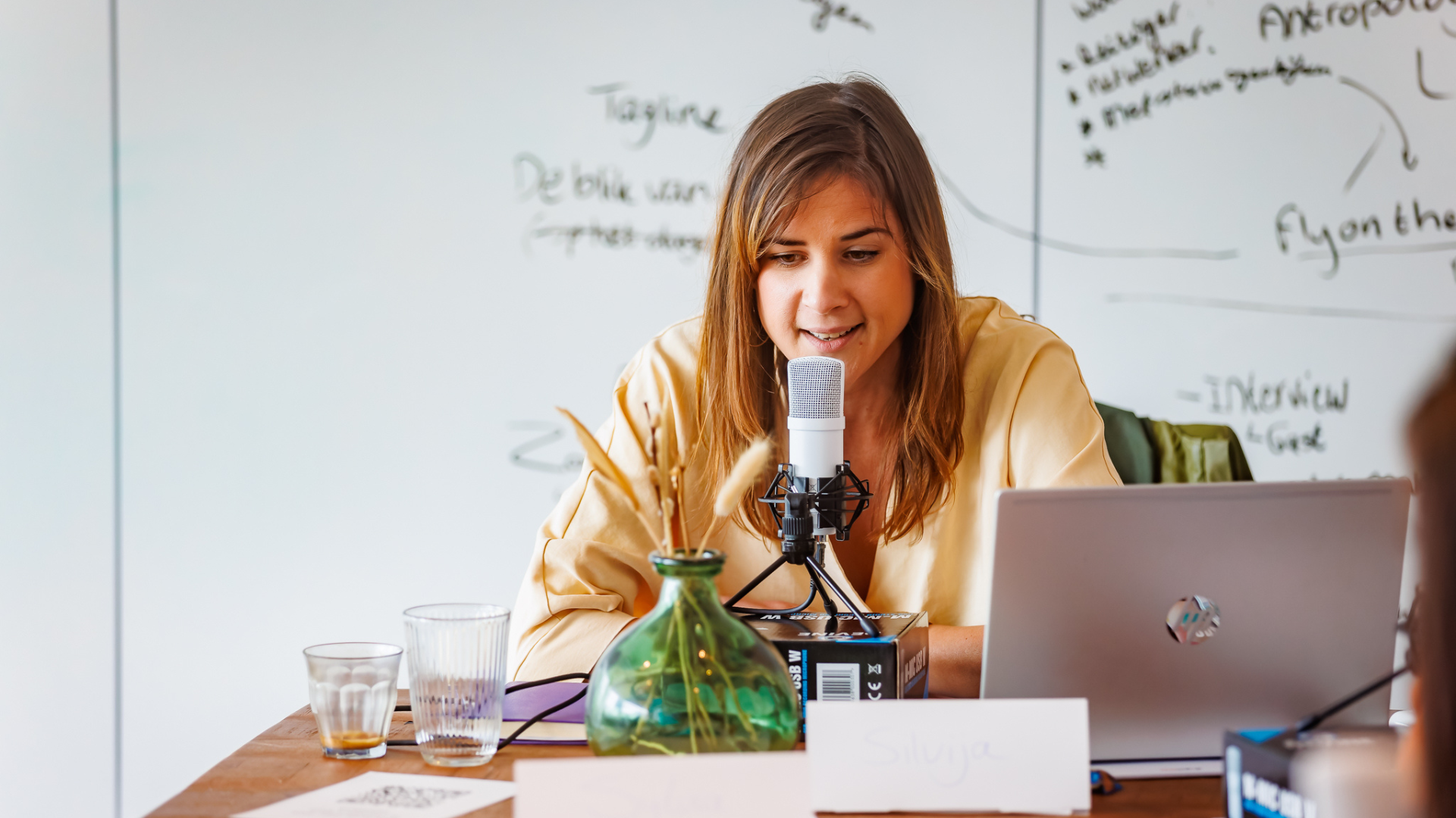 De verborgen succesformule van top-podcasters: Substack