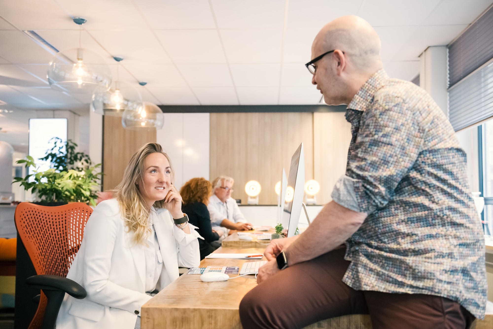 Stop met vragen stellen. Zo gebruik je prompten als strategisch instrument